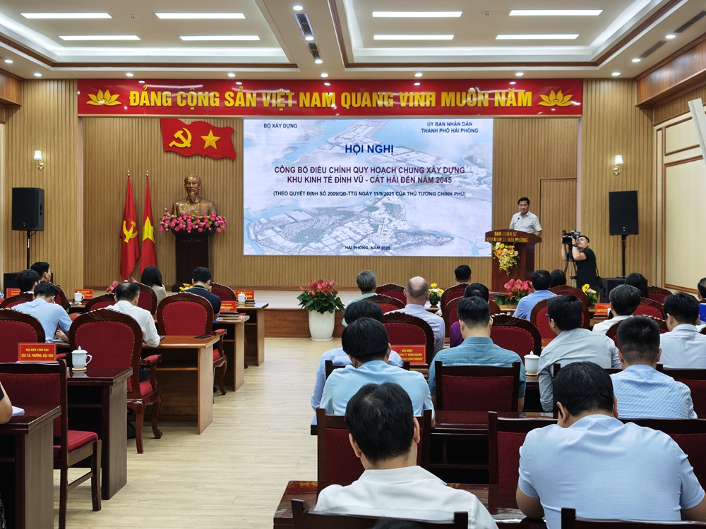 Quang cảnh Hội nghị công bố