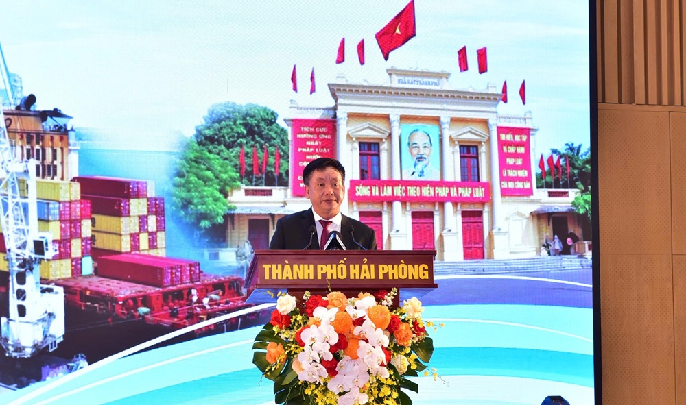 Ông Trần Văn Quân, Phó chủ tịch UBND TP. Hải Phòng phát biểu khai mạc Hội nghị gặp gỡ