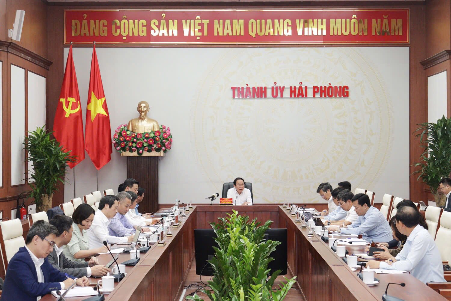 Ông Lê Tiến Châu, Bí thư Thành ủy Hải Phòng khẳng định việc phát triển các KKT, KCN là nhiệm vụ trọng tâm, đồng thời là động lực tăng trưởng của thành phố