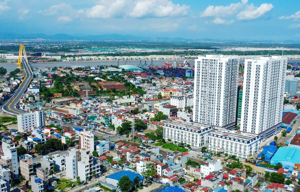 Dự án Khu nhà ở xã hội 384 Lê Thánh Tông (phường Ngô Quyền) bàn giao từng phần căn hộ tới khách hàng. Ảnh: Trung Kiên