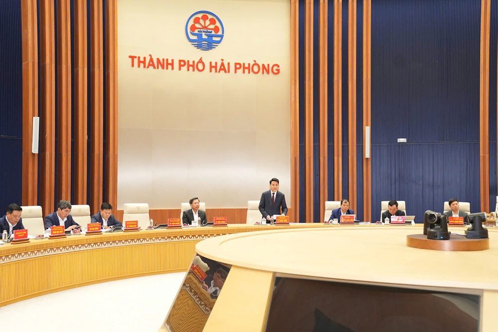 &Ocirc;ng L&ecirc; Ngọc Ch&acirc;u, Chủ tịch UBND TP. Hải Ph&ograve;ng ph&aacute;t biểu chỉ đạo