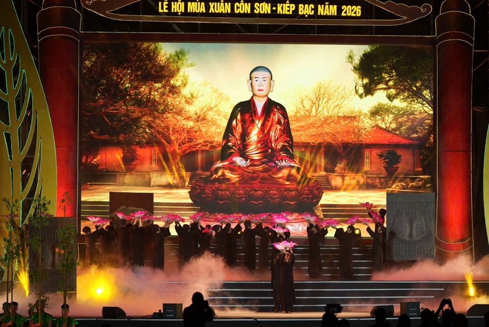 Chương tr&igrave;nh nghệ thuật tại Lễ khai hội m&ugrave;a Xu&acirc;n C&ocirc;n Sơn - Kiếp Bạc năm 2026