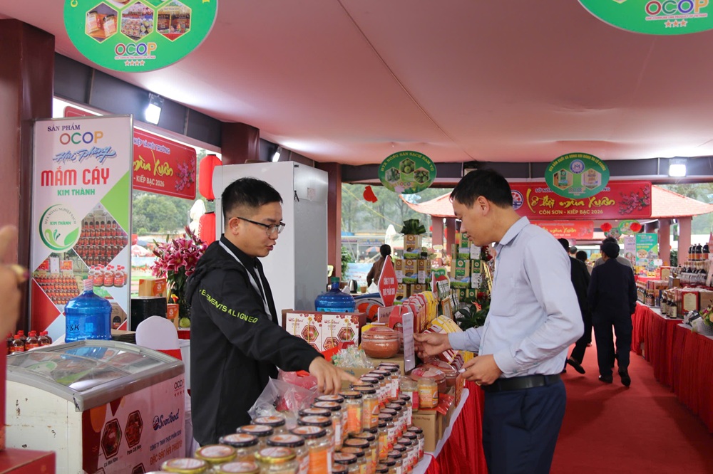 Gian h&agrave;ng sản phẩm OCOP tại Tuần Văn ho&aacute;, Du lịch v&agrave; X&uacute;c tiến thương mại tại Lễ hội m&ugrave;a xu&acirc;n C&ocirc;n Sơn &ndash; Kiếp Bạc