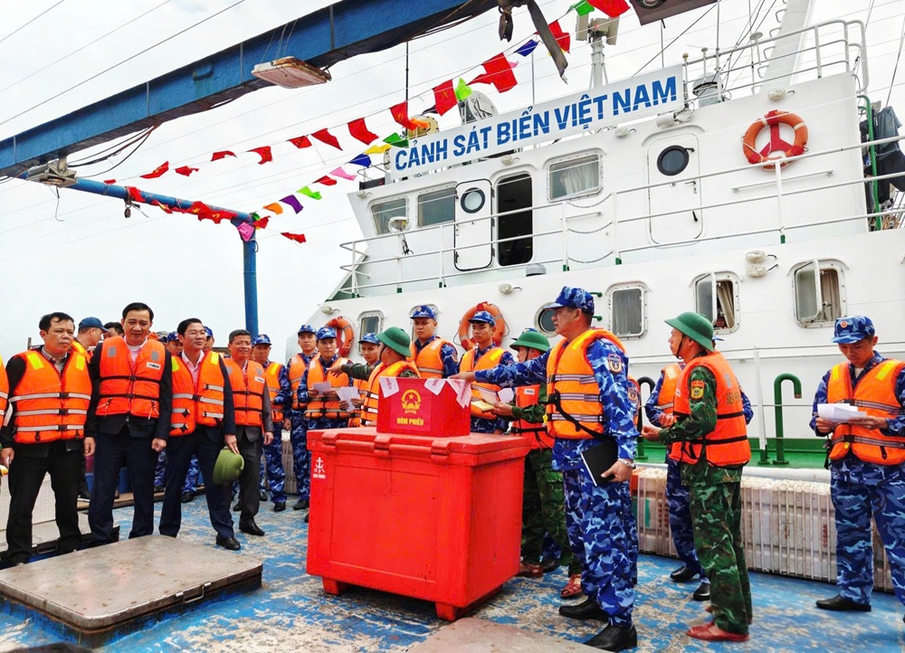100% số cử tri trên địa bàn đặc khu Bạch Long Vĩ đã bỏ phiếu bầu cử ngày 14/3