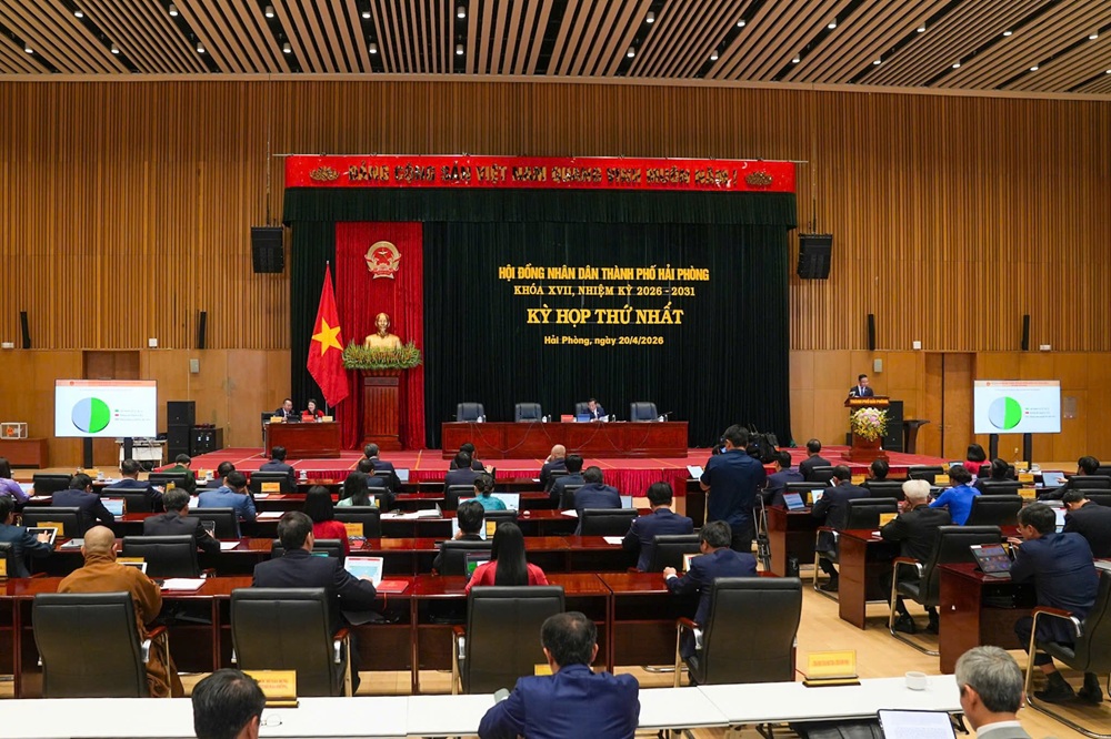 Quang cảnh Kỳ họp