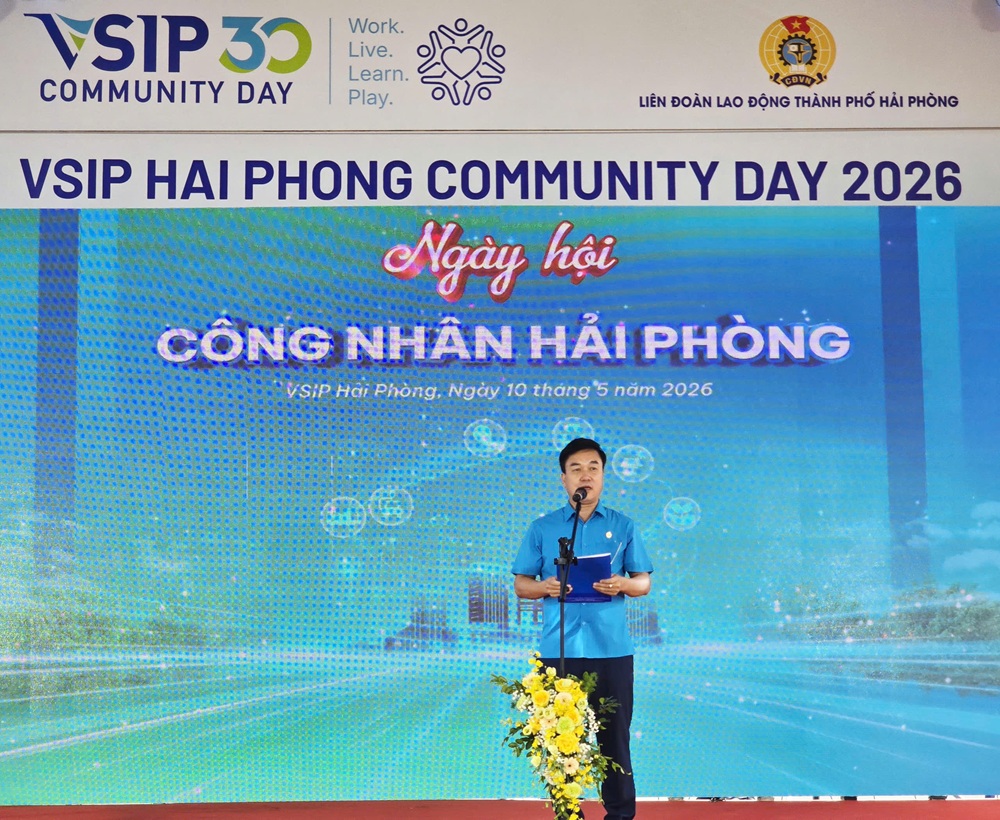 &Ocirc;ng Nguy&ecirc;̃n Văn Quy&ecirc;́t, Ph&oacute; Chủ tịch Thường trực Li&ecirc;n đo&agrave;n Lao động th&agrave;nh phố Hải Ph&ograve;ng ph&aacute;t biểu khai mạc Ng&agrave;y hội C&ocirc;ng nh&acirc;n Hải Ph&ograve;ng năm 2026