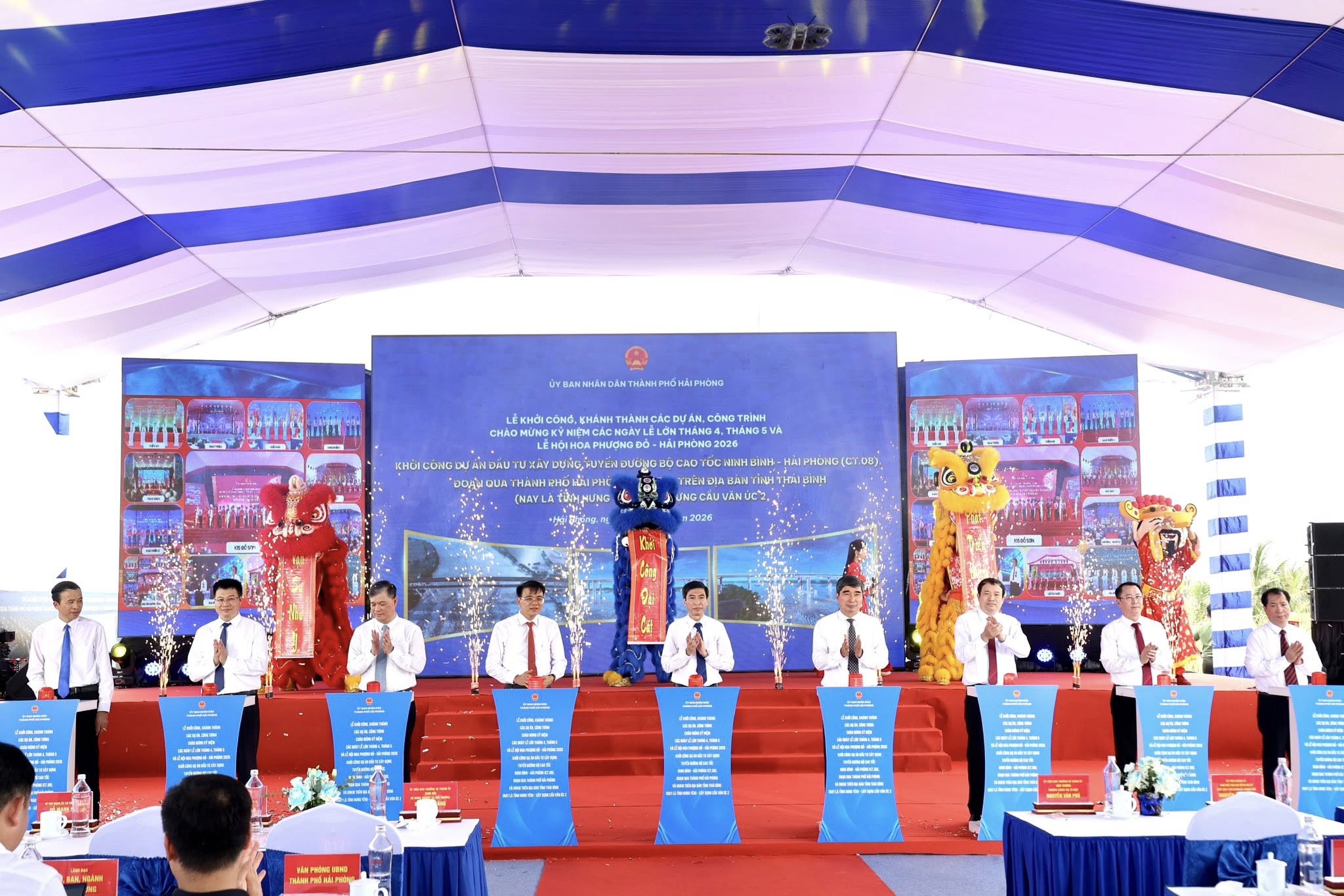 Lễ khởi công Dự án đầu tư xây dựng tuyến đường bộ cao tốc Ninh Bình – Hải Phòng (CT.08), đoạn qua thành phố Hải Phòng và 9km trên địa bàn tỉnh Thái Bình (nay là tỉnh Hưng Yên) – Xây dựng cầu Văn Úc 2