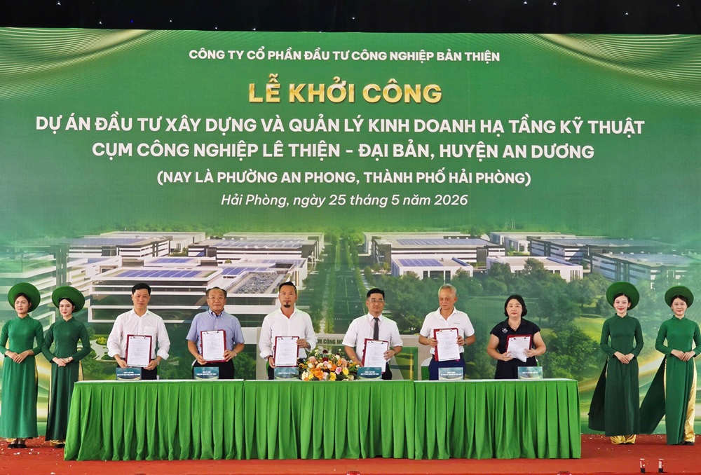 Nghi thức k&yacute; kết Bi&ecirc;n bản ghi nhớ hợp t&aacute;c đầu tư giữa C&ocirc;ng ty cổ phần Đầu tư C&ocirc;ng nghiệp Bản Thiện với c&aacute;c doanh nghiệp, đối t&aacute;c v&agrave; nh&agrave; đầu tư chiến lược