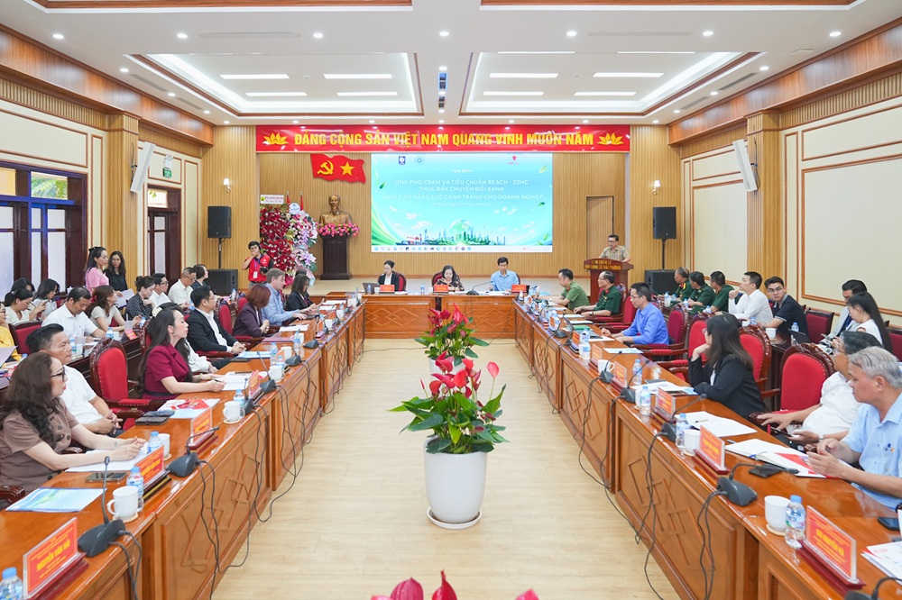 Quang cảnh buổi Tọa đ&agrave;m