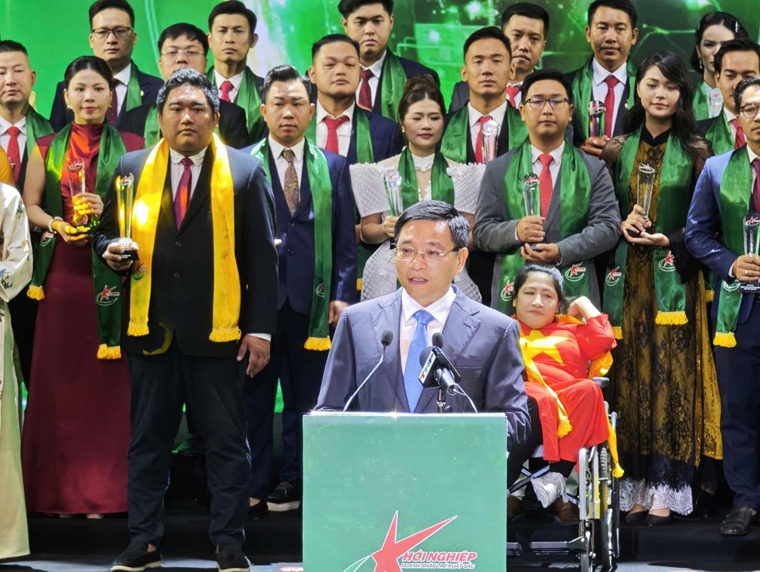 Ph&oacute; thủ tướng Ch&iacute;nh phủ Nguyễn Văn Thắng ph&aacute;t biểu