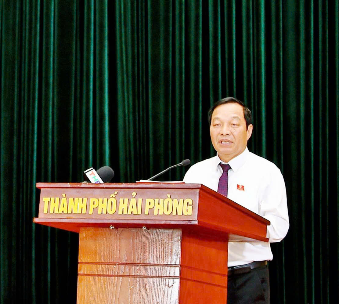 Ông Lê Văn Hiệu, Phó Bí thư Thành ủy, Chủ tịch HĐND TP. Hải Phòng phát biểu bế mạc kỳ họp