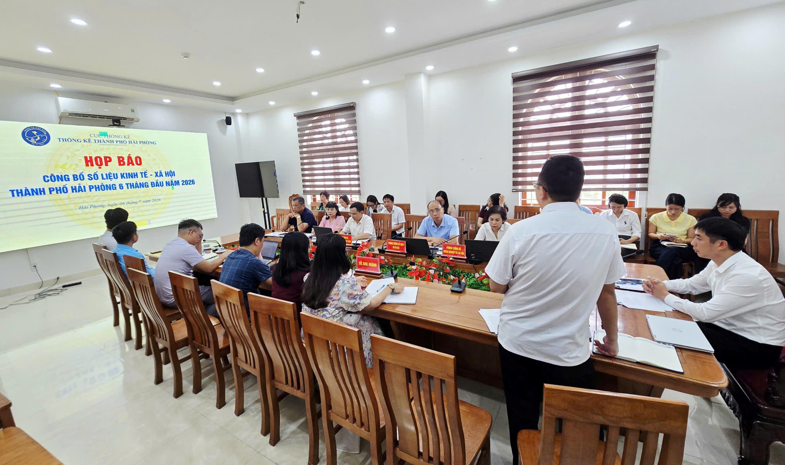 Quang cảnh họp báo