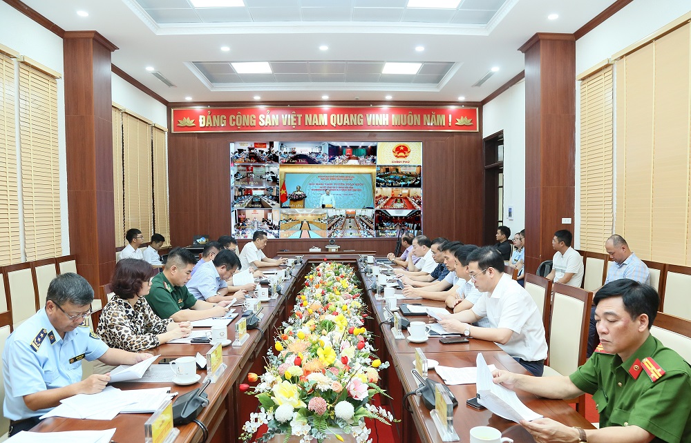 C&aacute;c đại biểu dự hội nghị tại điểm cầu tỉnh Hưng Y&ecirc;n. Ảnh: Tất Đạt