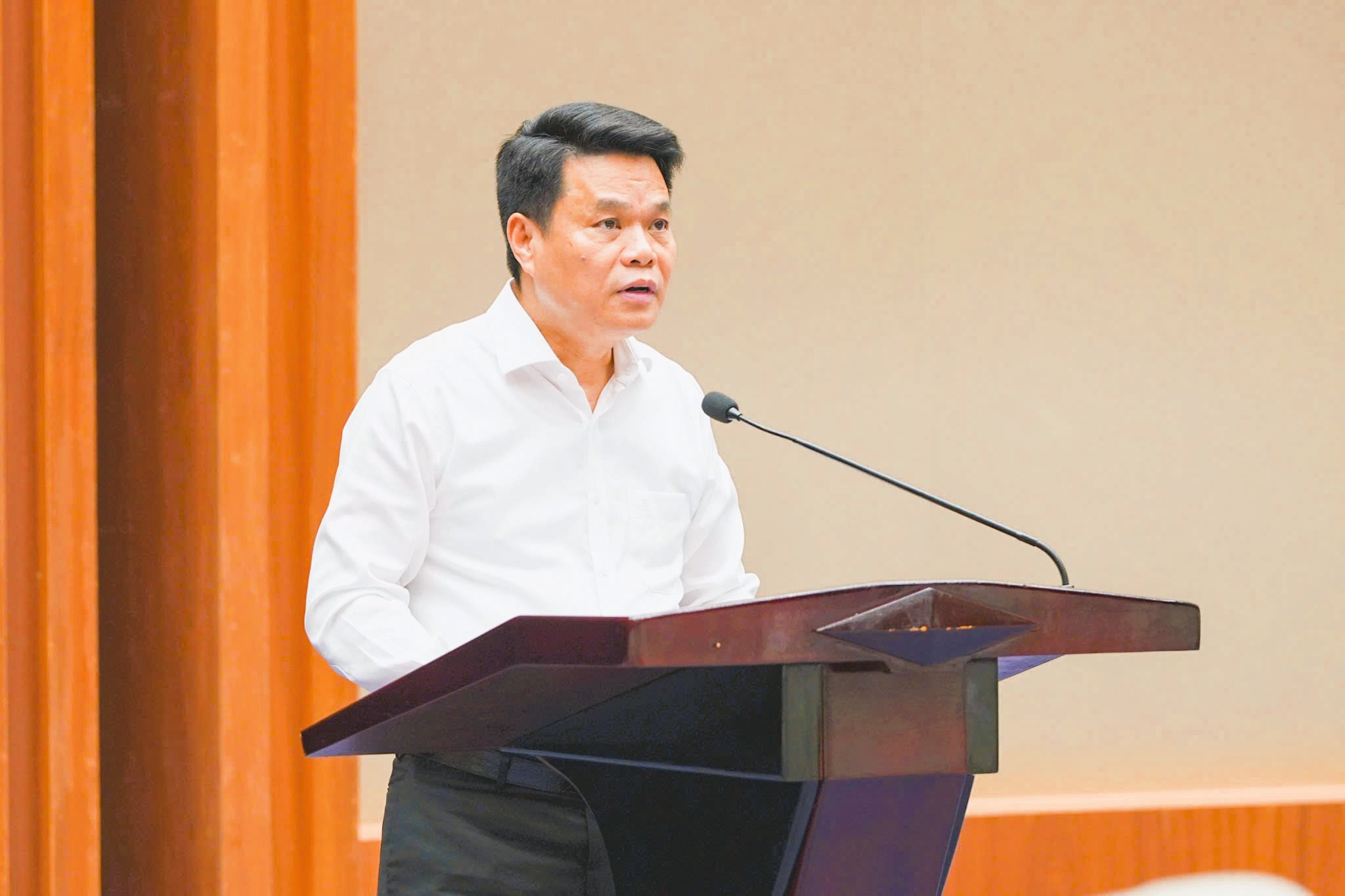 B&iacute; thư Th&agrave;nh ủy L&ecirc; Ngọc Ch&acirc;u ph&aacute;t biểu kết luận Hội nghị.
