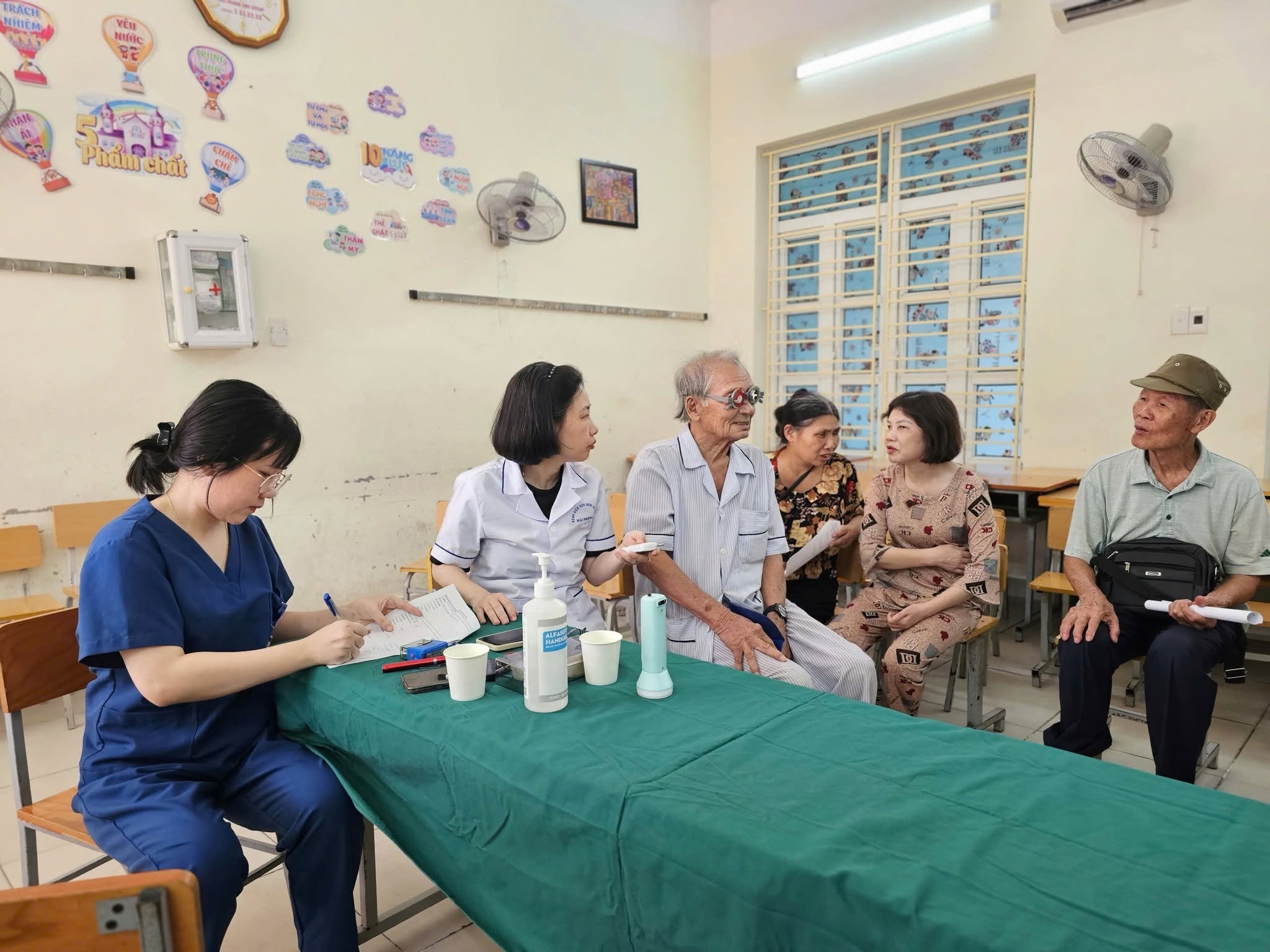 Phường Hải An tổ chức kh&aacute;m sức khỏe miễn ph&iacute; cho người d&acirc;n