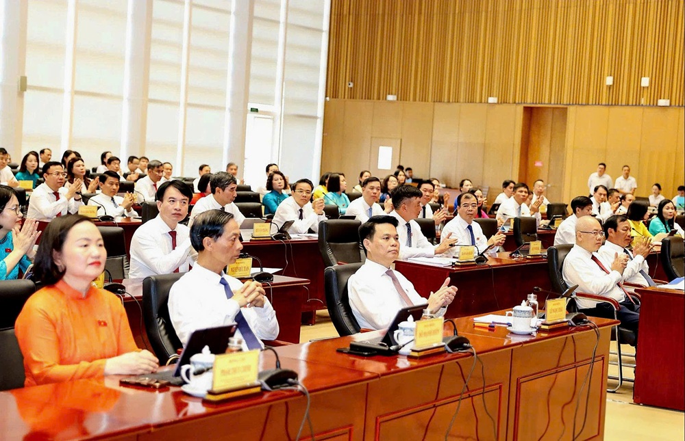 Các đại biểu tham dự Kỳ họp