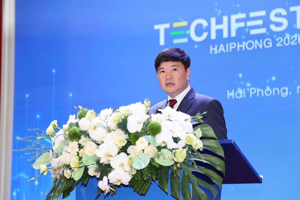 &Ocirc;ng Ho&agrave;ng Minh Cường, Ph&oacute; chủ tịch UBND TP. Hải Ph&ograve;ng ph&aacute;t biểu khai mạc. Ảnh: Thanh Sơn
