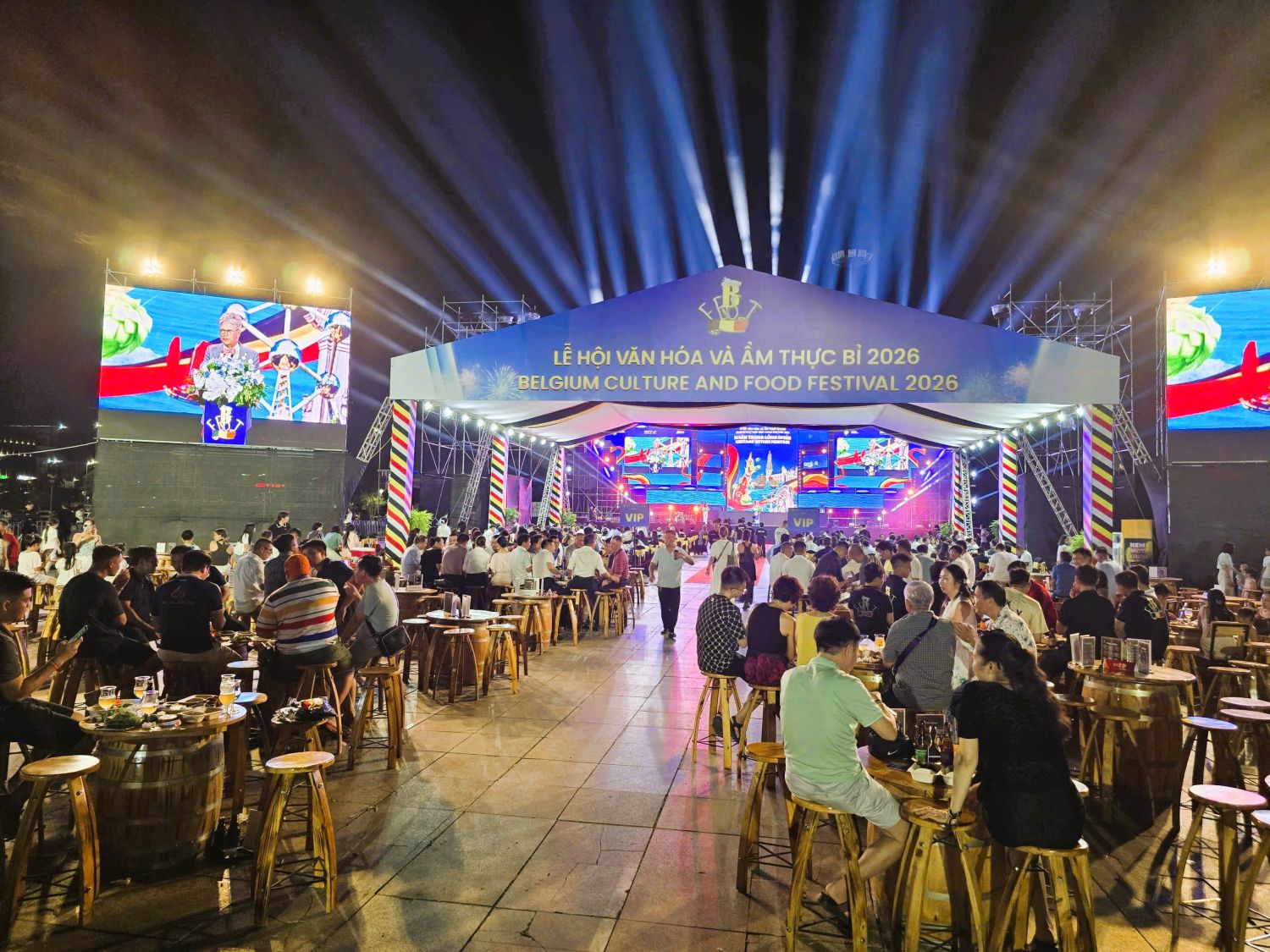 B.Fest 2026 thu h&uacute;t rất đ&ocirc;ng người d&acirc;n TP. Quảng Ninh