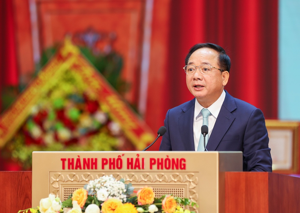 &Ocirc;ng Trịnh Văn Quyết, Ủy vi&ecirc;n Bộ Ch&iacute;nh trị, B&iacute; thư Trung ương Đảng, Trưởng Ban Tuy&ecirc;n gi&aacute;o Trung ương