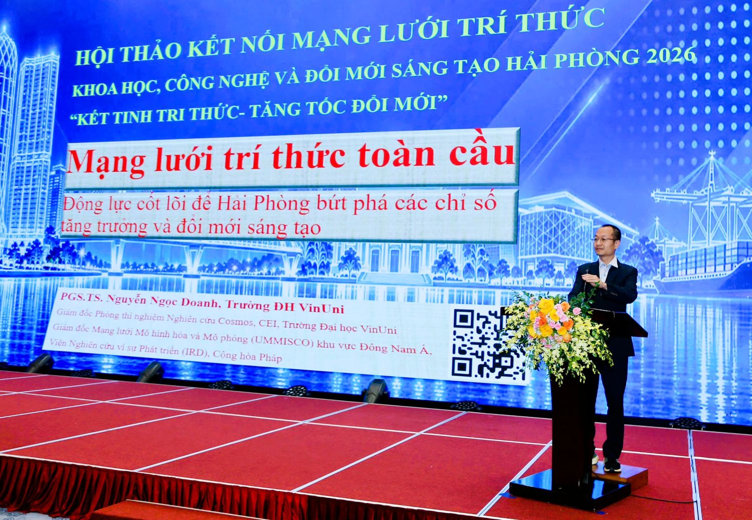 Diễn giả tham luận tại Hội thảo