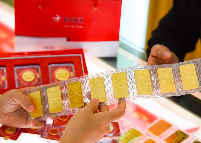 Giá vàng miếng bán ta tại SJC, Doji và Phú quý đồng loạt tăng lên 47,9 triệu đồng/lượng