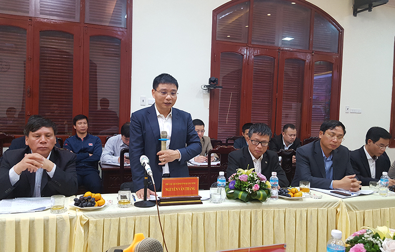 Phó Chủ tịch UBND tỉnh Nguyễn Văn Thắng phát biểu tại buổi làm việc. Ảnh Tôn Vũ.