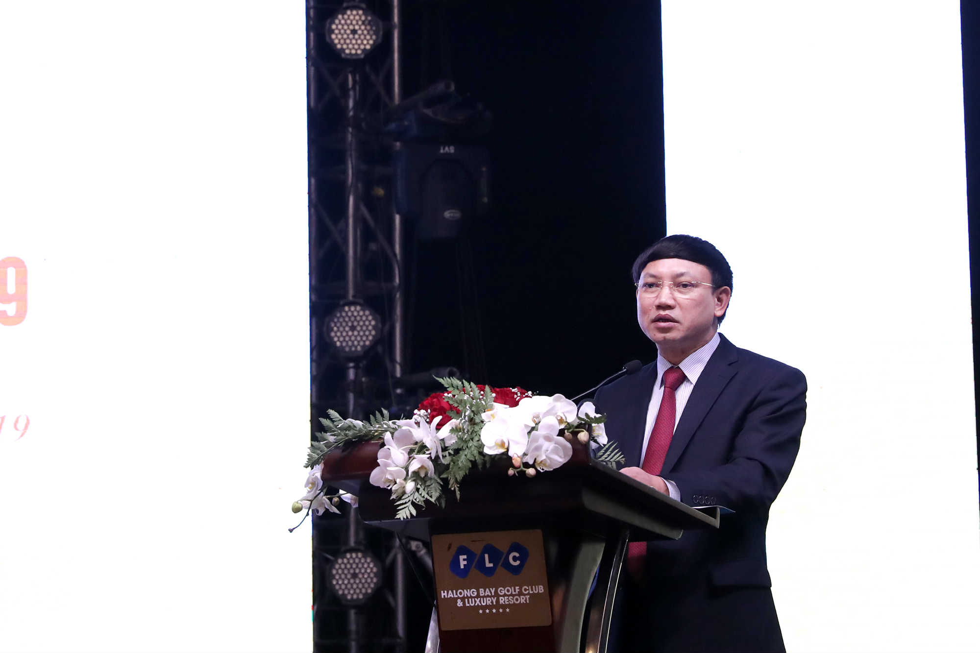 Ông Nguyễn Xuân Ký Bí thư Tỉnh ủy Chủ tịch HĐND tỉnh phát biểu chỉ đạo tại hội nghị. Ảnh: Thu Chung.