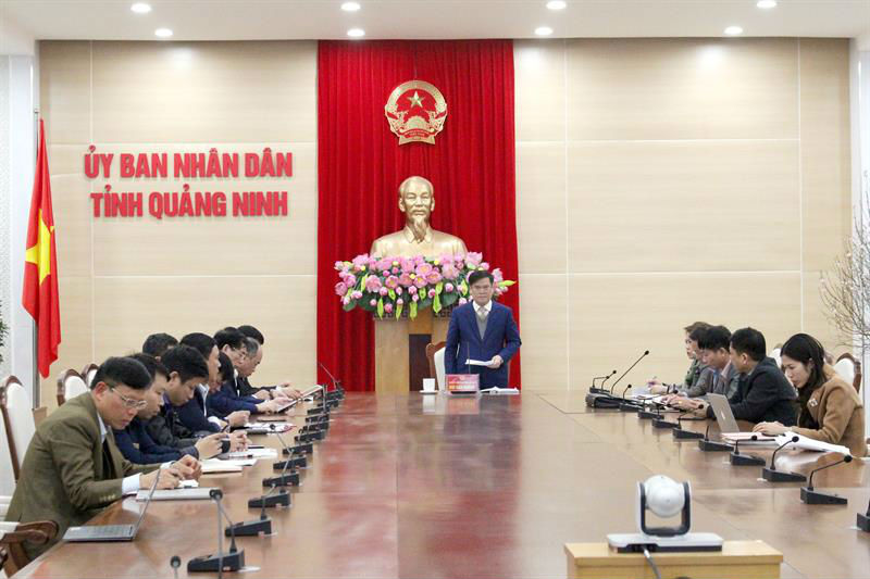 Ông Bùi Văn Khắng chỉ đạo tại cuộc họp trực tuyến với các địa phương chiều ngày 1/2