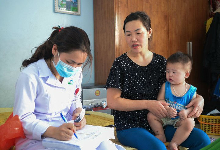 Quảng Ninh thực hiện khám sàng lọc sức khỏe cho hơn 300.000 người dân trên địa bàn thành phố Hạ Long. Ảnh: Trường Giang,