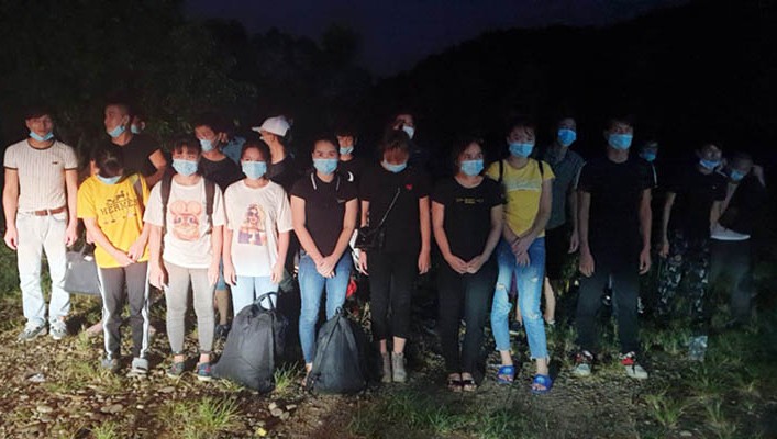 Nhóm 29 người nhập cảnh trái phép bị Tổ tuần tra kiểm soát của Đồn Biên phòng Bắc Sơn bắt giữ.