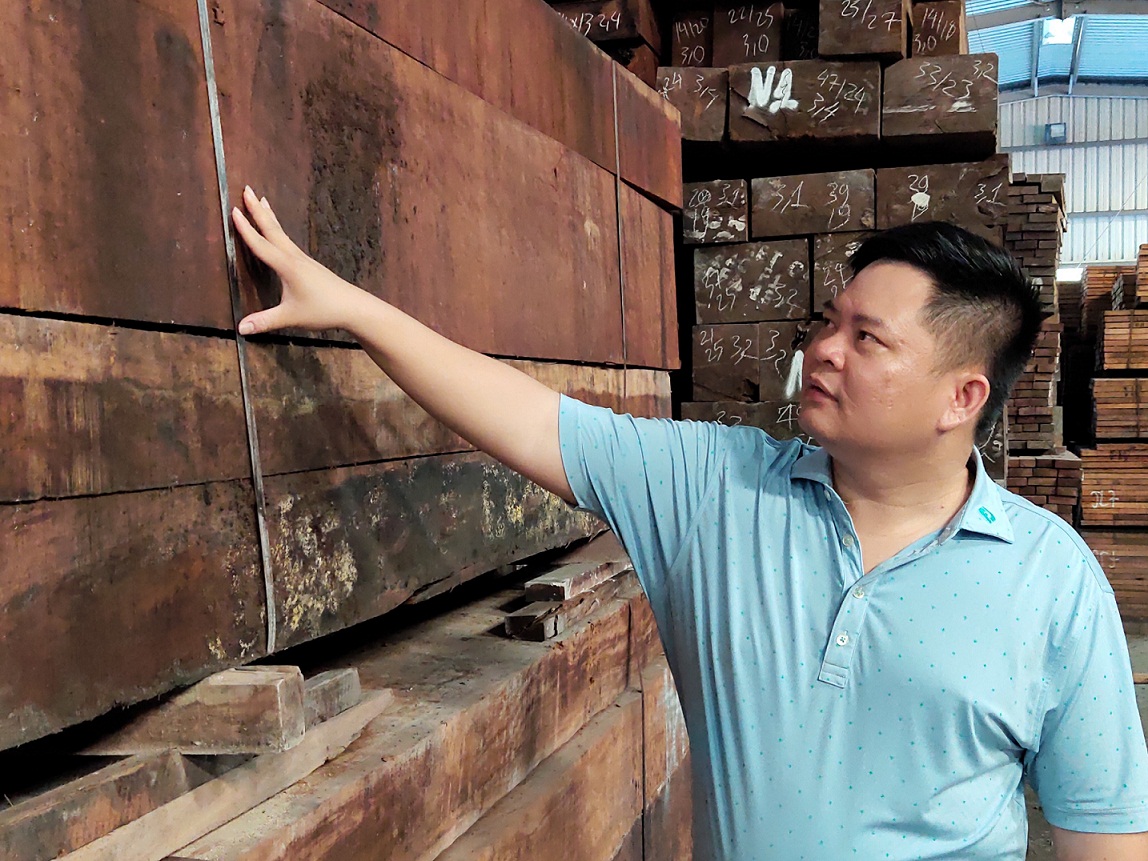 Tài Anh cũng là một công ty hàng đầu về khai thác và nhập khẩu gỗ từ nhiều châu lục; cung cấp gỗ nguyên liệu có nguồn gốc hợp pháp cho thị trường trong nước.