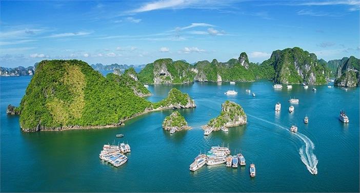 Quảng Ninh miễn, giảm phí tham quan du lịch đến hết năm 2020.
