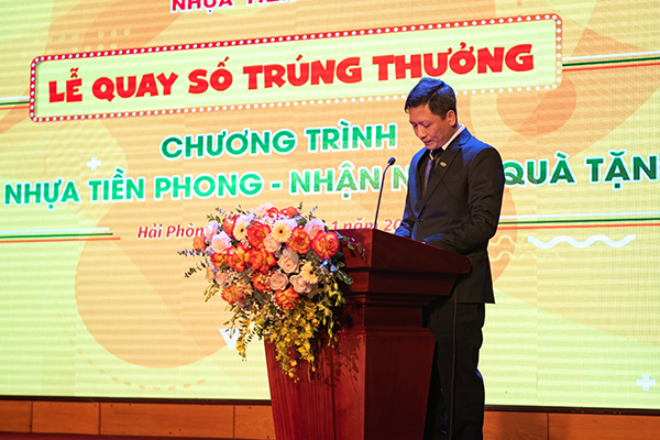 Ông Nguyễn Văn Thức, Phó Tổng giám đốc Nội chính của Nhựa Tiền Phong