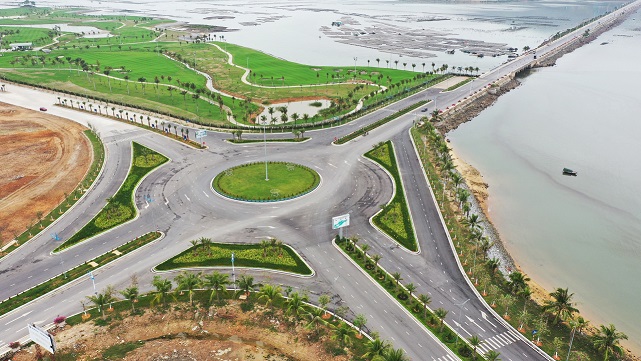 Sân Golf Tuần Châu là sân golf có đường golf dài nhất Việt Nam.