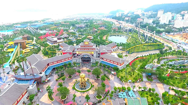 Nhiều hoạt động dịch vụ, du lịch tại Quảng Ninh được mở lại từ 12h ngày 8/6 để đón khách nội tỉnh.