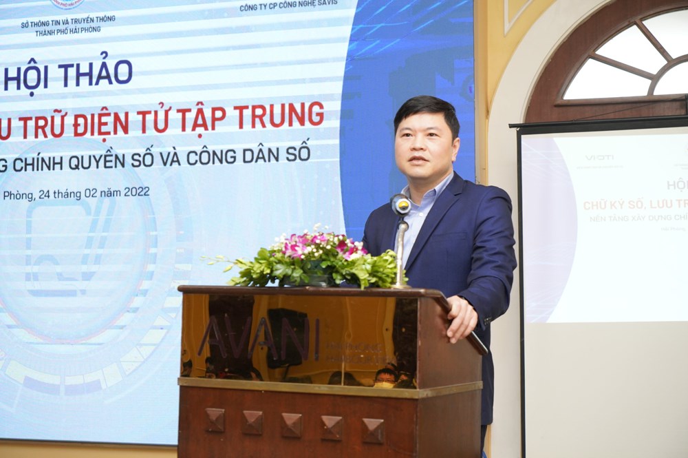 Ông Hoàng Minh Cường, , Phó Chủ tịch UBND TP.Hải Phòng phát biểu tại Hội thảo. Ảnh - Đàm Thanh