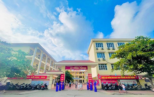 Trong năm học 2021-2022, Quảng Nĩnh đã dành hơn 150 tỷ đồng để hỗ trợ học phí.