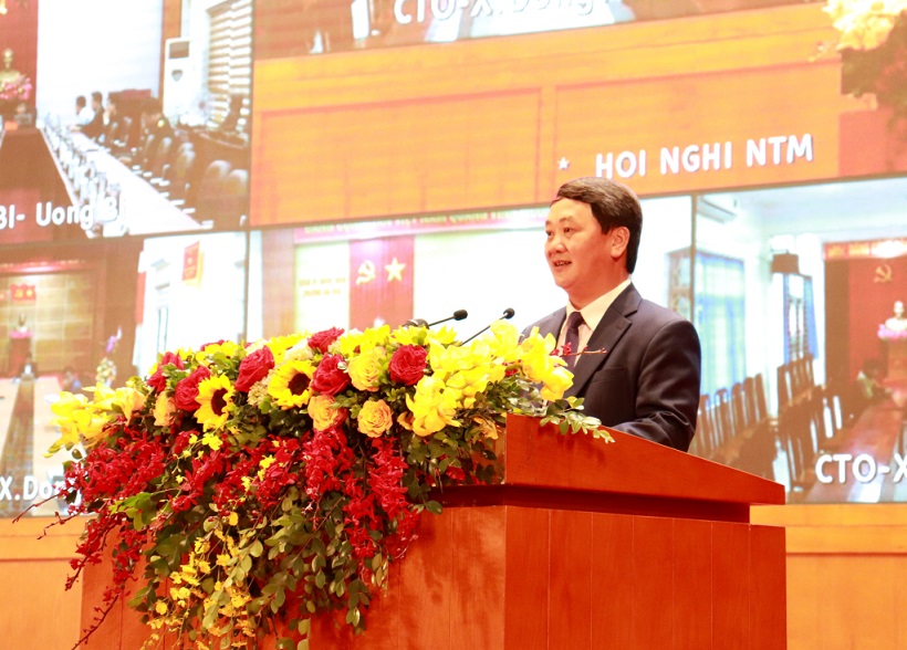 Ông Hầu A Lềnh, Ủy viên Ban chấp hành Trung ương Đảng, Bộ trưởng - Chủ nhiệm Ủy ban Dân tộc, Phó Trưởng BCĐ các chương trình MTQG Trung ương phát biểu chỉ đạo tại hội nghị.