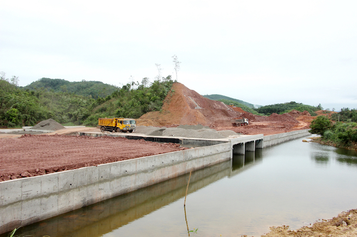 Đơn vị nhà thầu thi công Dự án tuyến đường nối từ cầu Vân Đồn 3 đến khu tái định cư xã Đoàn Kết.