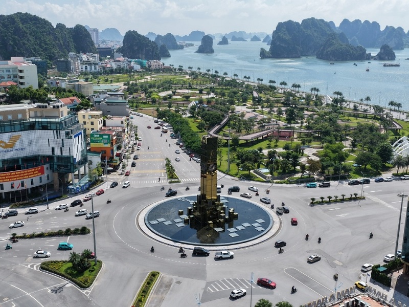 Quảng Ninh sẽ th&uacute;c đẩy chuyển đổi sang phương tiện giao th&ocirc;ng điện. Ảnh  T.D