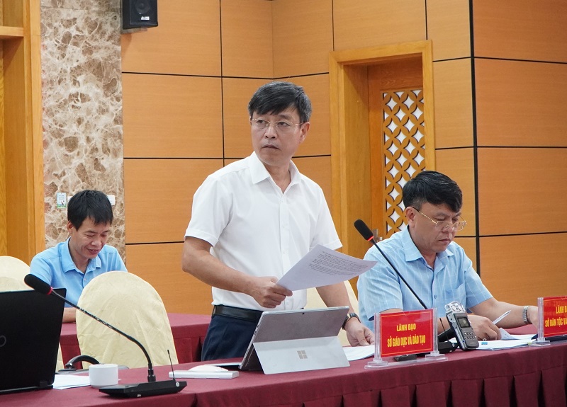 &ocirc;ng Đinh Ngọc Sơn - Ph&oacute; Gi&aacute;m đốc Sở Gi&aacute;o dục v&agrave; Đ&agrave;o tạo tỉnh Quảng Ninh th&ocirc;ng tin tạ