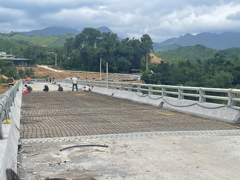 trong qu&yacute; IV/2026, Quảng Ninh cần giải ng&acirc;n th&ecirc;m khoảng 12.864 tỷ đồng, b&igrave;nh qu&acirc;n 4.288 tỷ đồng mỗi th&aacute;ng. Ảnh Tiến Dũng