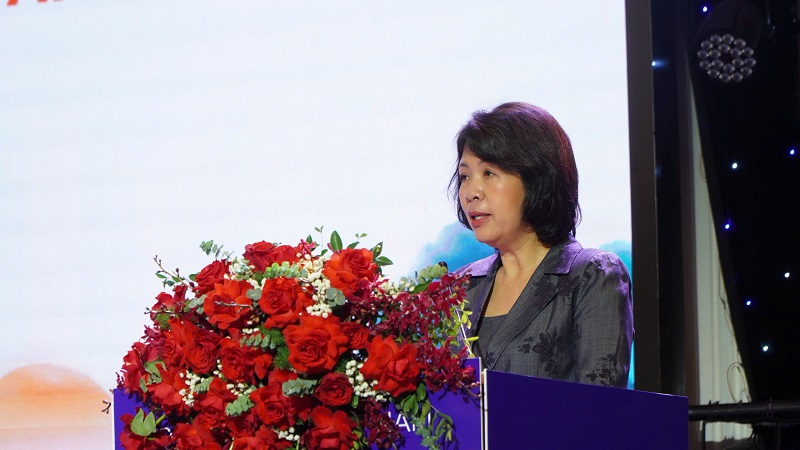 Thứ trưởng Bộ Ngoại giao Nguyễn Thị Hoàng Vân phát biểu tại hội nghị. Ảnh T.D
