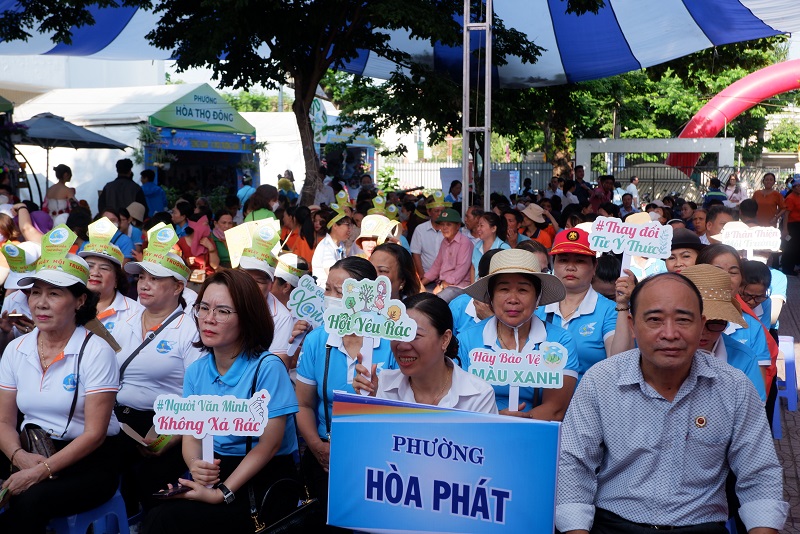 Chương trình phát động đã thu hút nhiều người dân tham gia.