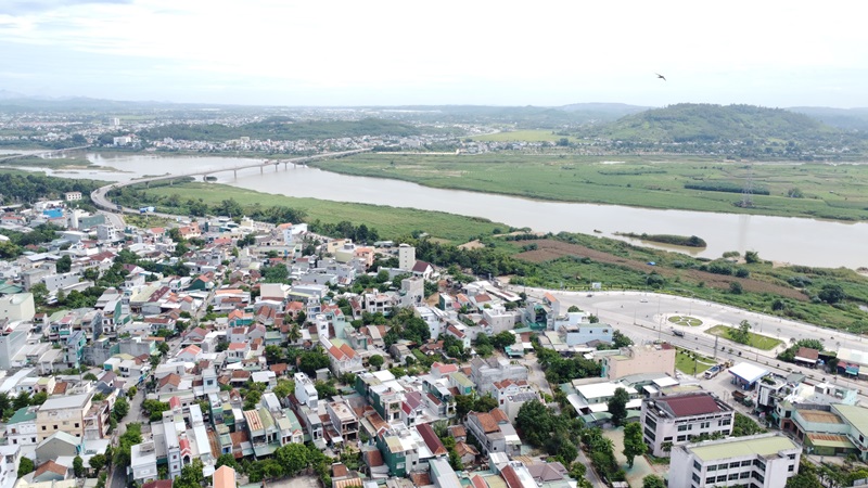 Quảng Ngãi nhiều tiềm năng và dư địa để thu hút đầu tư và phát triển.