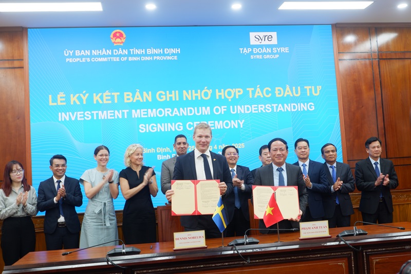 UBND tỉnh Bình Định và Tập đoàn Syre ký kết biên bản ghi nhớ hợp tác đầu tư.