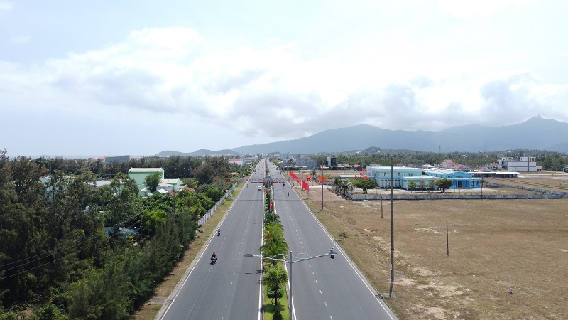Thị xã Đông Hòa, địa phương được định hướng thu hút loạt các Dự án lớn về hạ tầng, sản xuất công nghiệp.