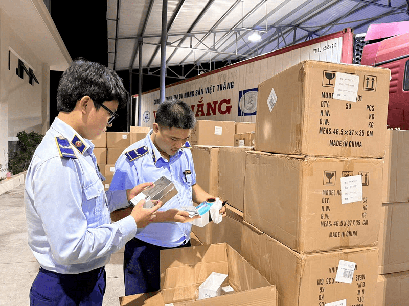Đội Quản lý thị trường số 1, Chi cục Quản lý thị trường tỉnh Phú Yên do nước ngoài sản xuất