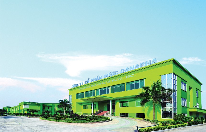 Công ty cổ phần Dược Davina là công ty liên kết của Danapha và có chung trụ sở tại số 253, Dũng Sỹ Thanh Khê, TP. Đà Nẵng.