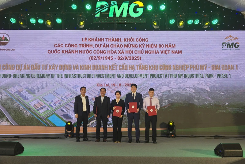 Công ty cổ phần Tập đoàn Đầu tư Phù Mỹ ký kết bản ghi nhớ với 4 đối tác.
